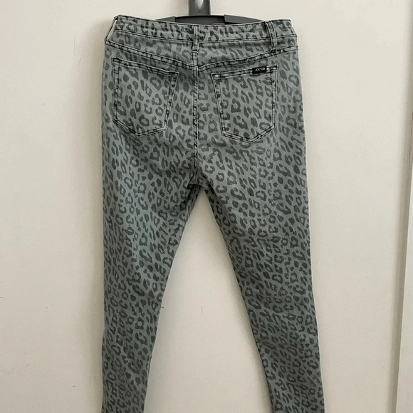 Joe's Jeans High-Rise Ankle Skinny Raw Hem Grey Leopard Denim Size 31 - Picture 4 of 6